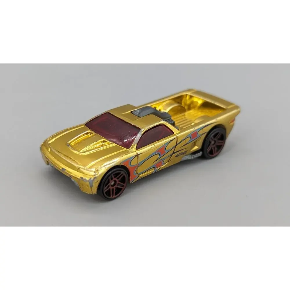 Mattel 2003 Hot Wheels Gold Bedlam Truck Car 1:64 Diecast Car